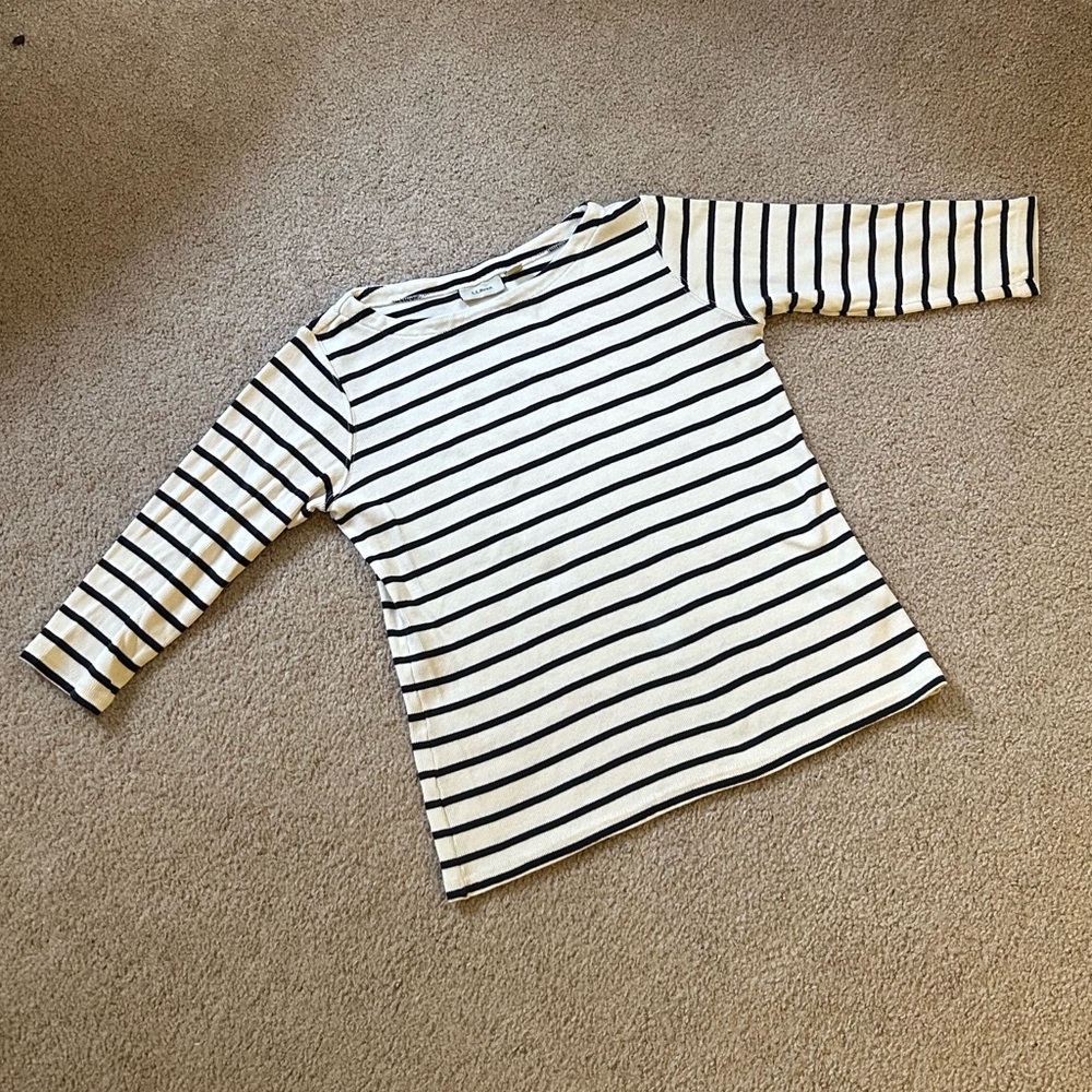 Women’s L.L. Bean White and Navy Blue Striped Half Sleeve Shirt size Small S